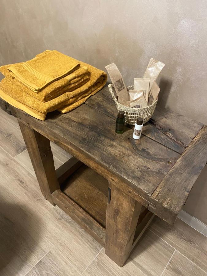 La Lupa Apartment - In The Heart Of Aosta With Car Box מראה חיצוני תמונה